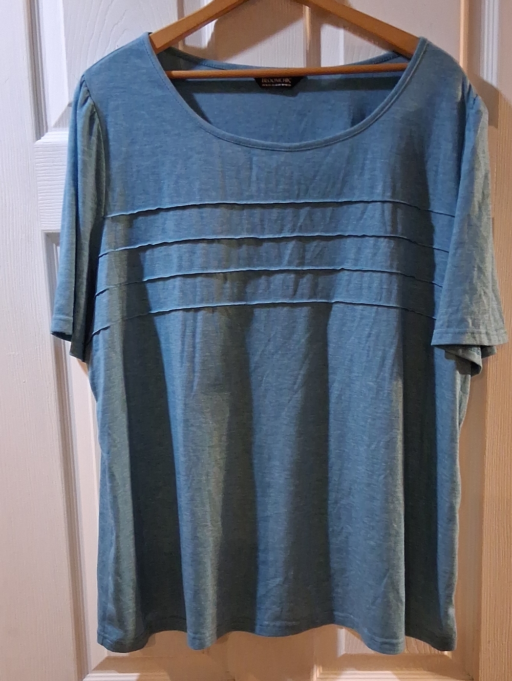 BloomChic Seafoam Blue Pleated Scoop Neck Short Sleeve Top